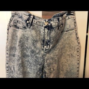 Acid washed goodness